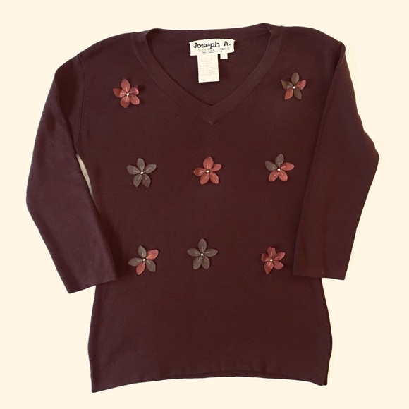 Fabulous Flowers Adorn You! - Picture 1 of 7